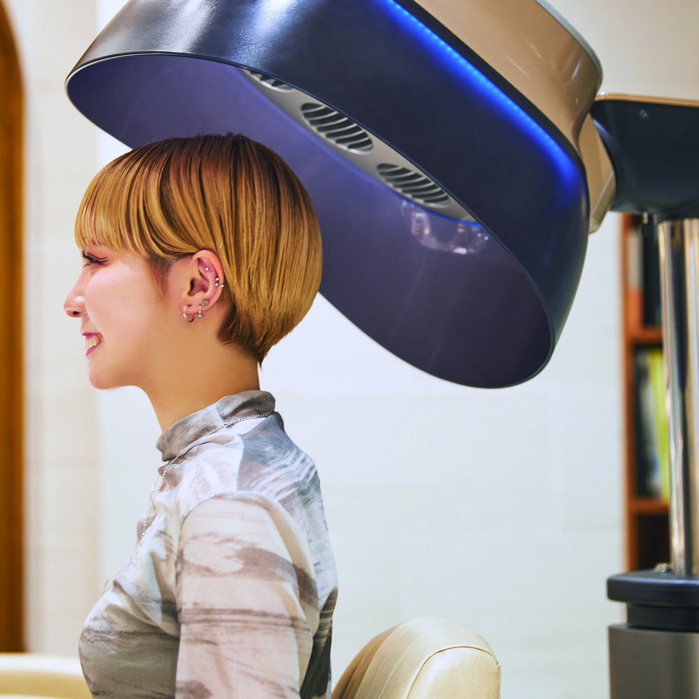 KAMISMA【カミスマ】 PEEK-A-BOO 銀座中央通り SNAP-4